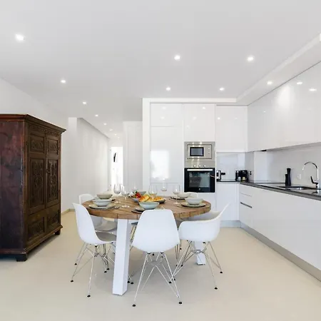 Pico Do Feliz - The Penthouse & The Village By Silver Prop Nazare